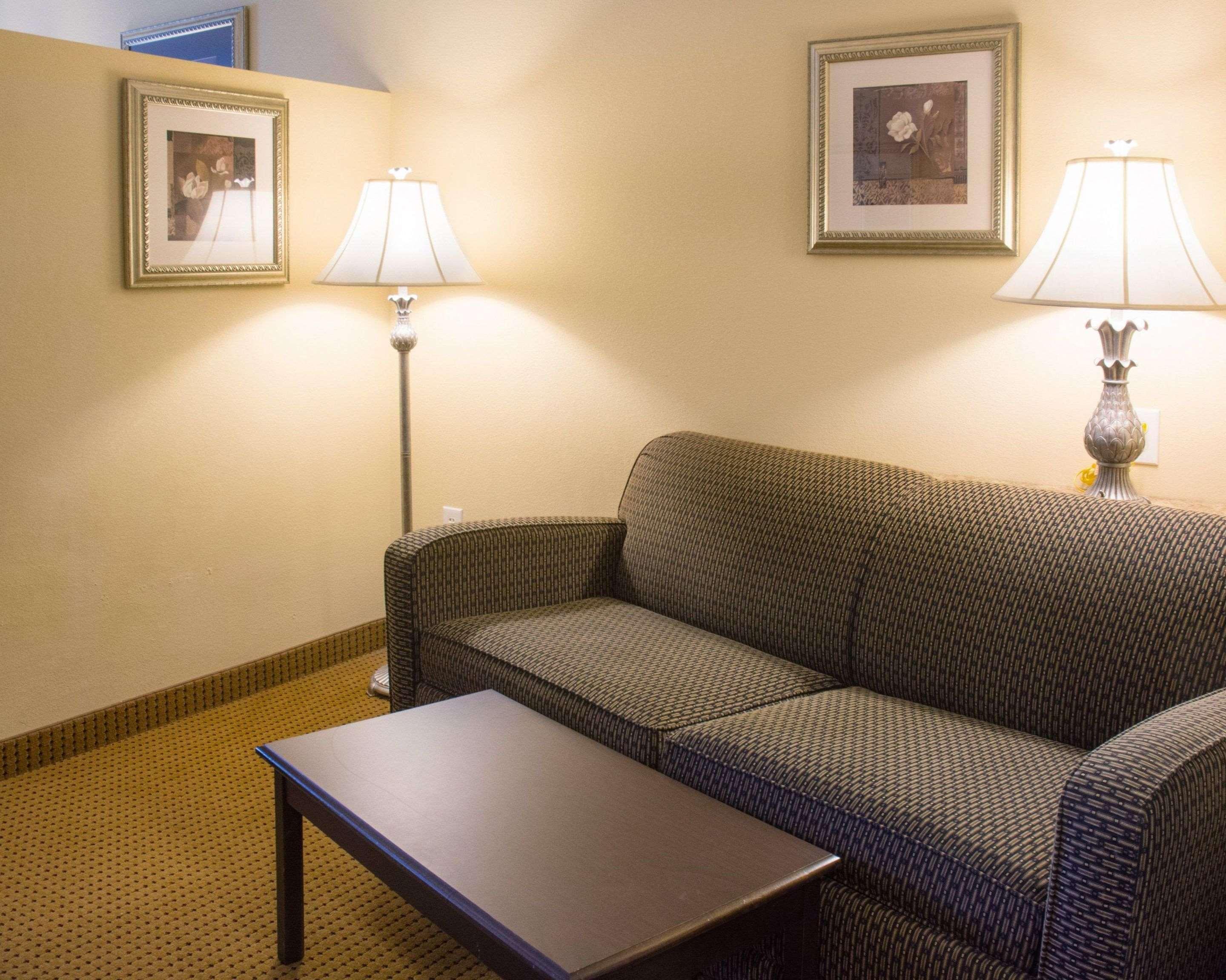 Comfort Suites Fredericksburg North Kültér fotó