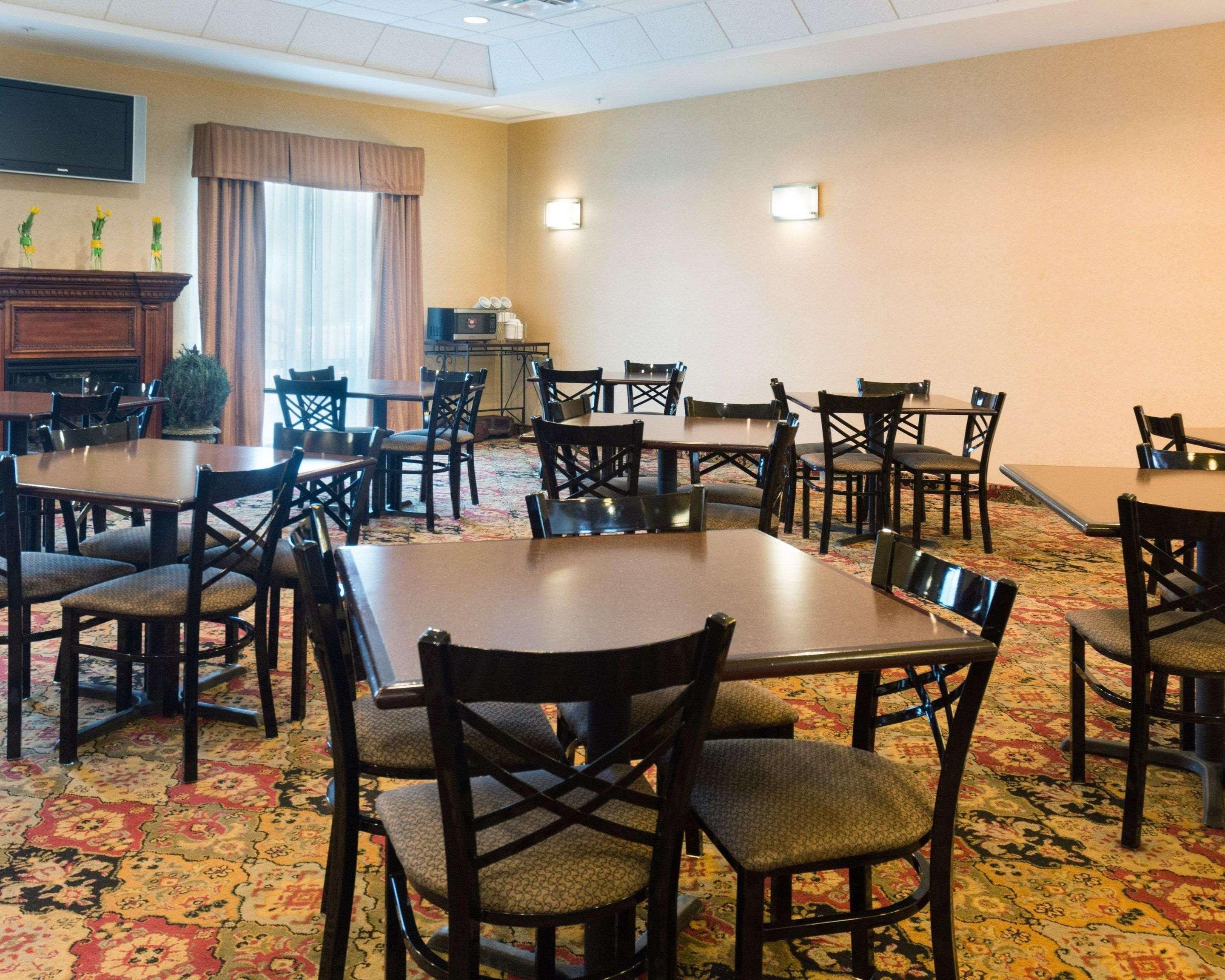 Comfort Suites Fredericksburg North Kültér fotó