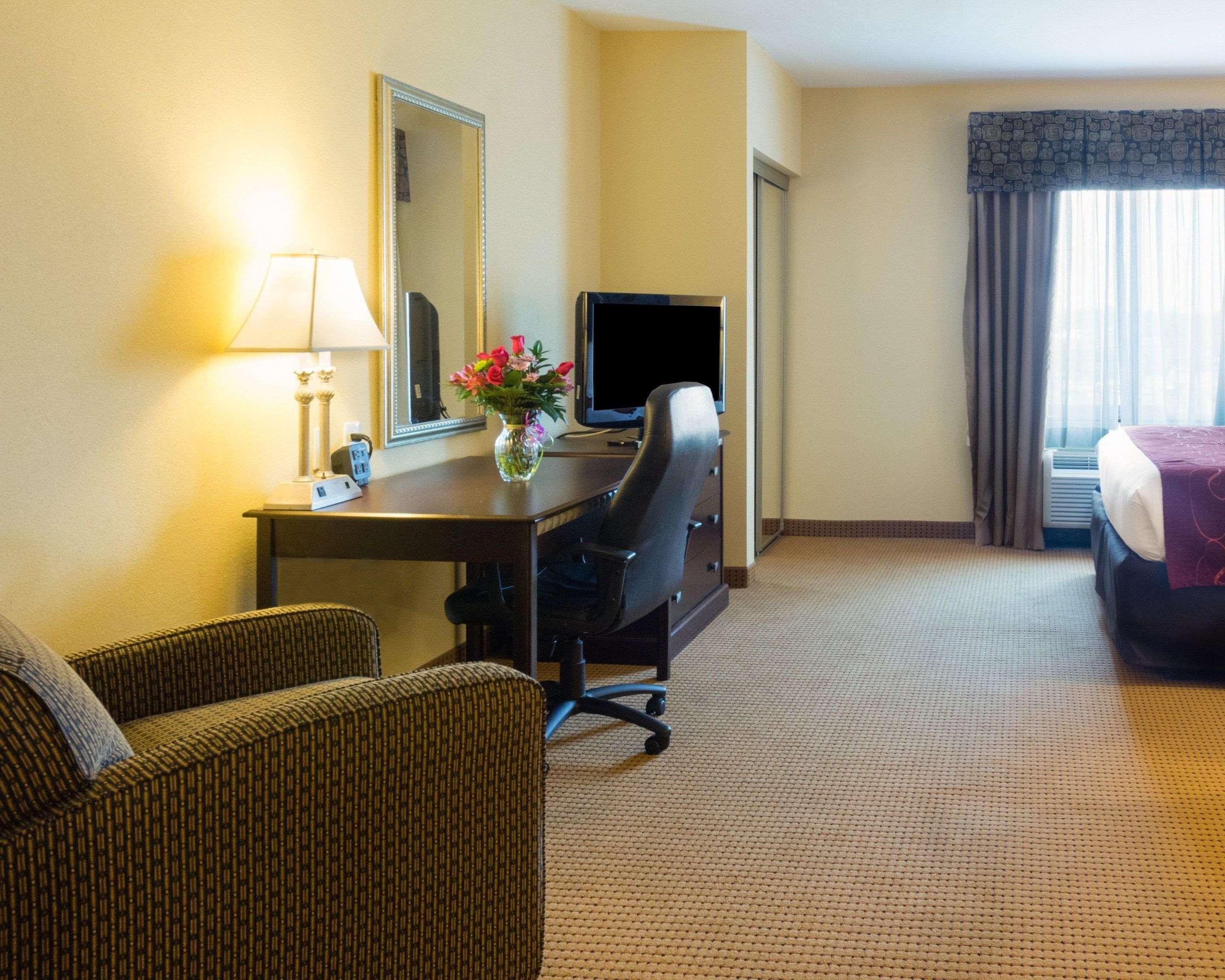 Comfort Suites Fredericksburg North Kültér fotó